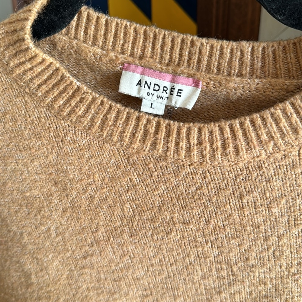 Color Block Sweater - Large - Picture 5 of 7